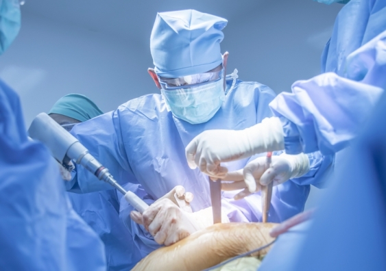 Orthopaedic surgeons 