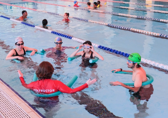 International students swimming lessons