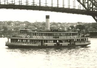 An image from Graeme Andrews' Working Harbour collection. Image credit: City of Sydney archives.
