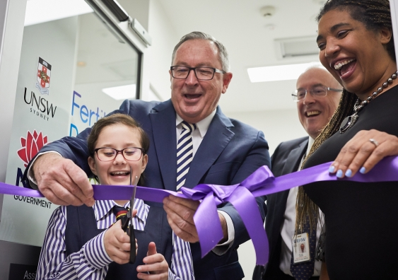 Emily Smethills, one of the first patients to recieve oncofertility treatment at the Fertility and Research Centre, with NSW Health Minister Brad Hazzard, UNSW Professsor of Obstetrics & Gynaecology William Ledger and Dr Antoinette Anazodo from UNSW's School of Women's and Children's Health.