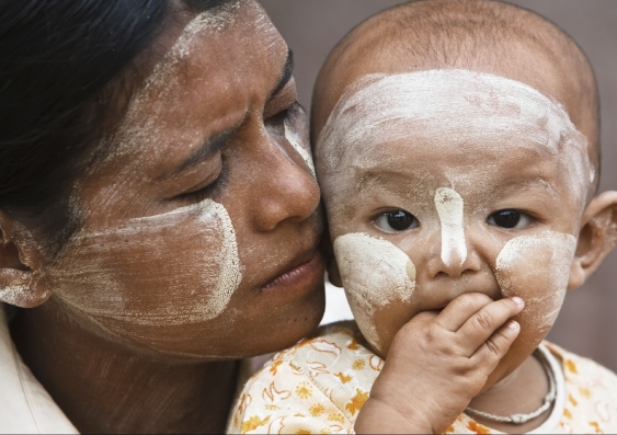 A Myanmar mother and daughter. Photo: iStock