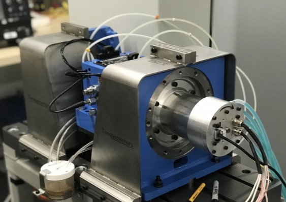 The new motor designed and built by the team at UNSW is an improvement on existing IPMSMs (Interior Permanent Magnet Synchronous Machine Motor), which are predominantly used in traction drive of electric vehicles. Photo from Dr Guoyo Chu