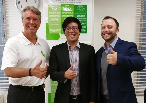 UNSW Innovation's Josh Flannery (R) with V-KAIWA's Seiya Takeda (Centre) and Australian entrepreneur Robert Millar (L) who runs the Tokyo-based co-working space GinzaHub. Robert was a mentor for the program.