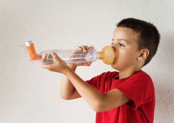 Many children and adolescents are being inappropriately dispensed FDC inhalers as a first line of response. Photo: Shutterstock.