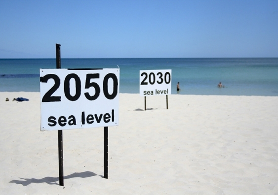 The IPCC says sea levels could rise around 30-60 cm by 2100 even if greenhouse gas emissions are sharply reduced and global warming is limited to well below 2°C, but around 60-110 cm if greenhouse gas emissions continue to increase strongly. Photo: "Rising sea levels" by go_greener_oz is licensed under CC BY-ND 2.0