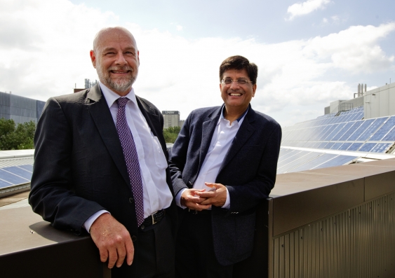 Mr Piyush Goyal, India’s Minister for Power, Coal and New and Renewable Energy (right) with Dr Richard Corkish, chief operating officer, Australian Centre for Advanced Photovolatics, on the roof of the UNSW Tyree Energy Technologies Building during a ministerial visit February 9, 2016