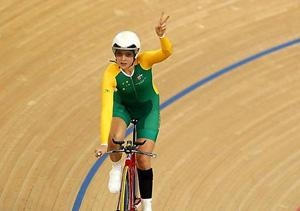 Alex Green celebrating after winning bronze in the Women's C4 Individual Pursuit