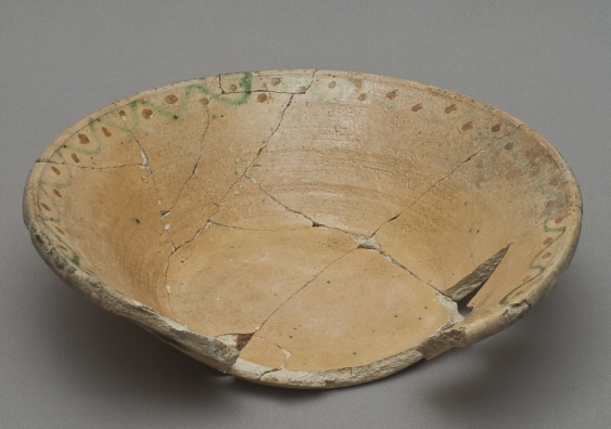A large bowl or pan thought to have been made in Sydney by the potter Thomas Ball between 1801 and 1823. Courtesy of Casey & Lowe, photo by Russell Workman