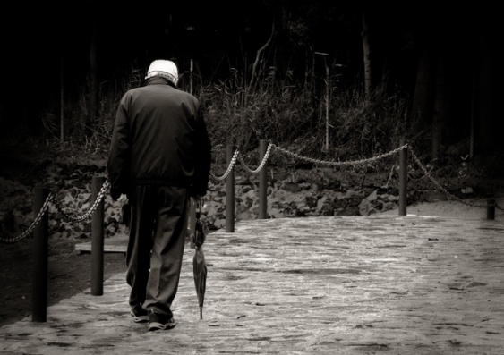 Alongside physical health, social issues such as loneliness, isolation and lack of support all contribute to suicide among older men.  Joan Sorolla/Flickr, CC BY