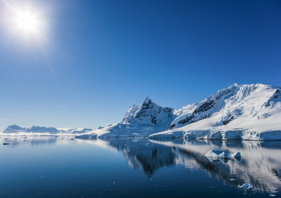 The Southern Ocean, encircling Antarctica, is a smaller ocean but is responsible for the vast absorption of excess planetary heat. Photo: MarcAndreLeTourneux/Shutterstock