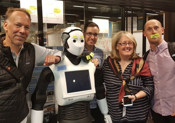 Professor Mary-Anne Williams at Commonwealth Bank’s Sydney Innovation Lab. Left to right: Perry Klebahn, Adjunct Professor and Director of Executive Education at Stanford University’s d.school; CBA Social Robot; Dr Benjamin Johnston, Senior Lecturer at UTS; and Jeremy Utley, Director of Executive Education at Stanford University’s d.school.