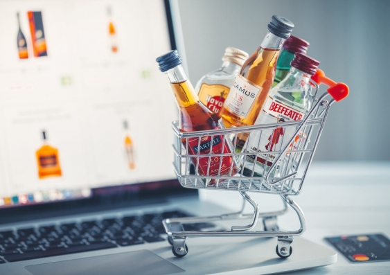 UNSW public health researchers argue for tougher standards for buying alcohol online after their research revealed how poorly regulated the growing market is. Photo: Shutterstock