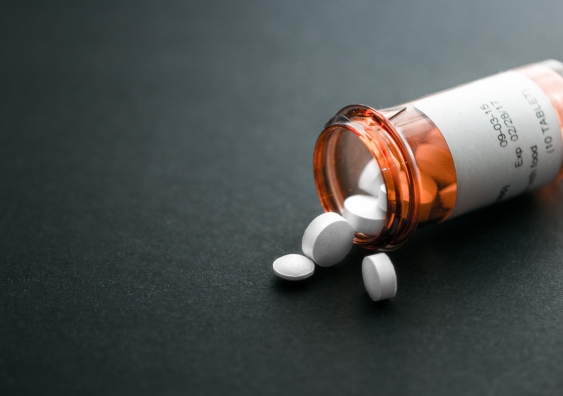 There were 1,045 Australians aged 15-64 who died of an opioid overdose in 2016, with majority of these deaths attributable to pharmaceutical opioids. Photo: Shutterstock