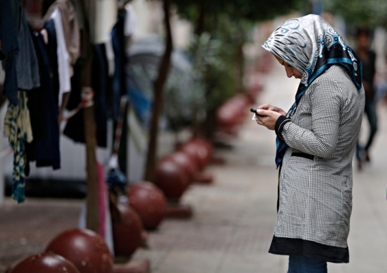 The majority of refugees have access to smartphones. Source: Shutterstock