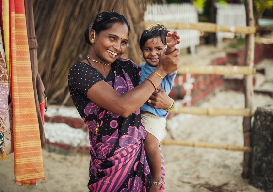 Women in India today are having fewer children than their mothers did. Photo: Shutterstock.