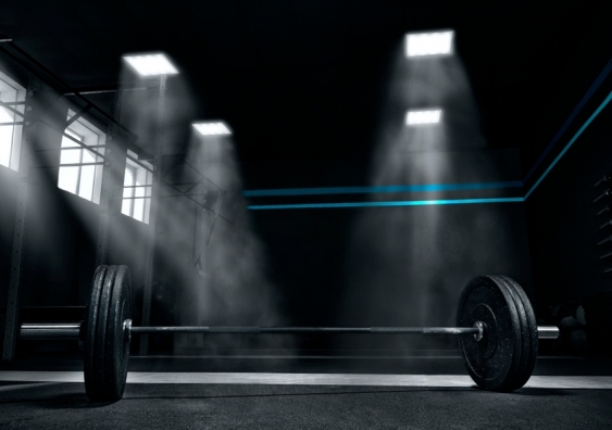 New research suggests powerlifting style training is a safe, effective alternative to traditional bodyweight and ‘core’ exercises. Photo: Shutterstock