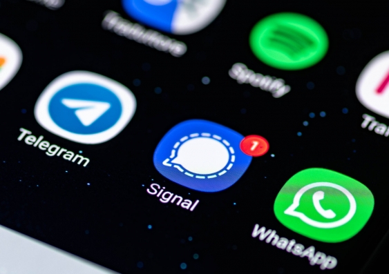 Some messaging apps, such as WhatsApp and Signal, provide end-to-end encryption to help protect all the data shared in the users' conversation. Photo: Shutterstock