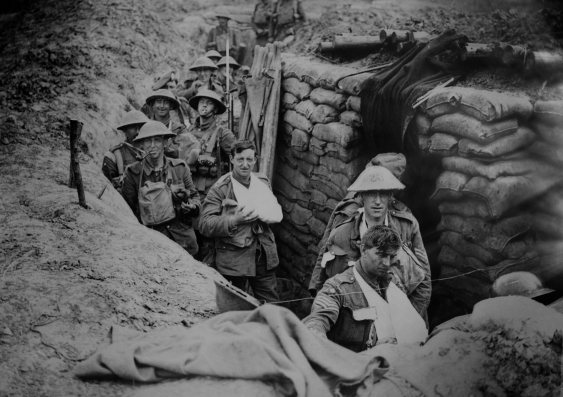 Bandaged British World War 1 soldiers in a battlefield trench, 1915-1918. Photo: Shutterstock
