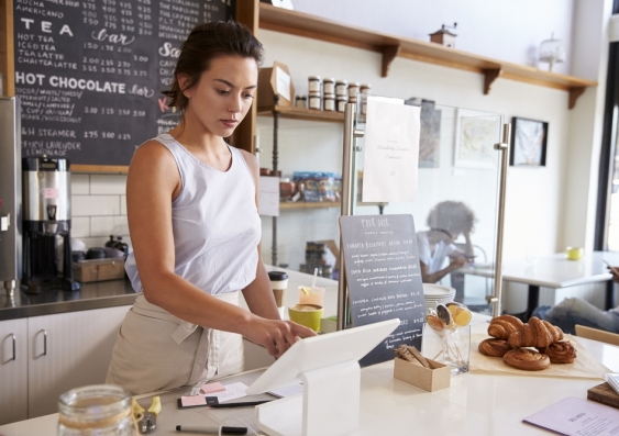 Urgent reforms to labour enforcement and student visa conditions, as well as a new wage recovery tribunal, are needed to seriously disrupt wage theft in Australia, says report co-author Associate Professor Bassina Farbenblum. Photo: Shutterstock