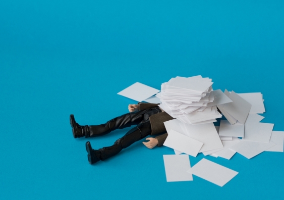 Recent evidence shows some sole traders are up to 20 years behind on their paperwork. Image from Shutterstock