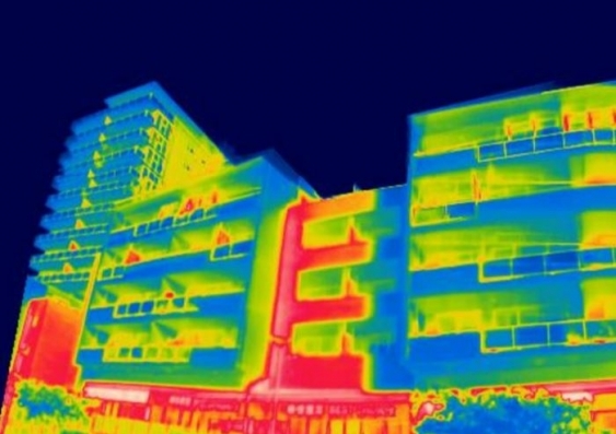 Some materials and surfaces generate much more heat (red areas) than others, as can be seen in this thermal image of Arncliffe Street in Wolli Creek, Sydney. Author provided.