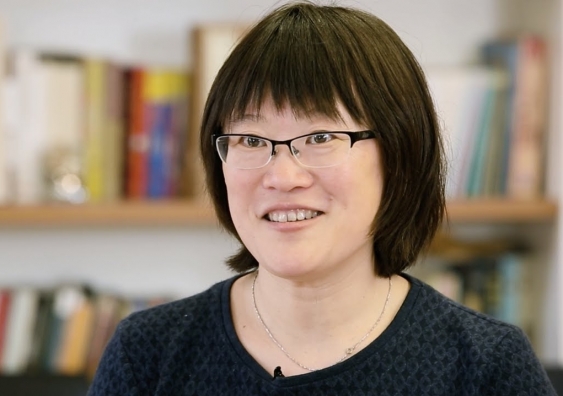Associate Professor Bingqin Li.