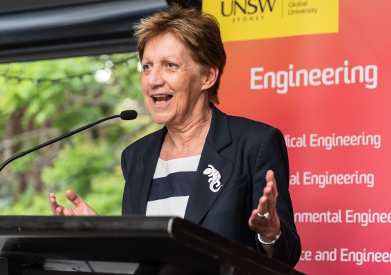 Judy Raper accepting the 2018 Ada Lovelace Medal, a national award recognising the contribution women have made to the engineering profession and to wider Australian society. (Photo: Jacquie Manning)