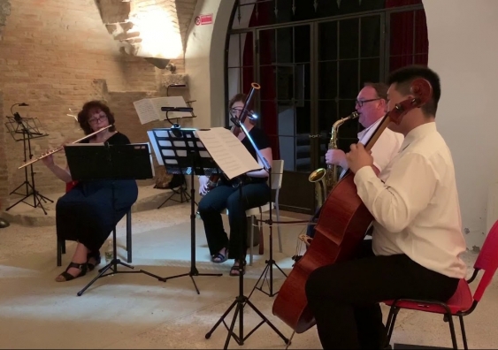 Musicians perform the Joe Wolfe Quartet in Italy