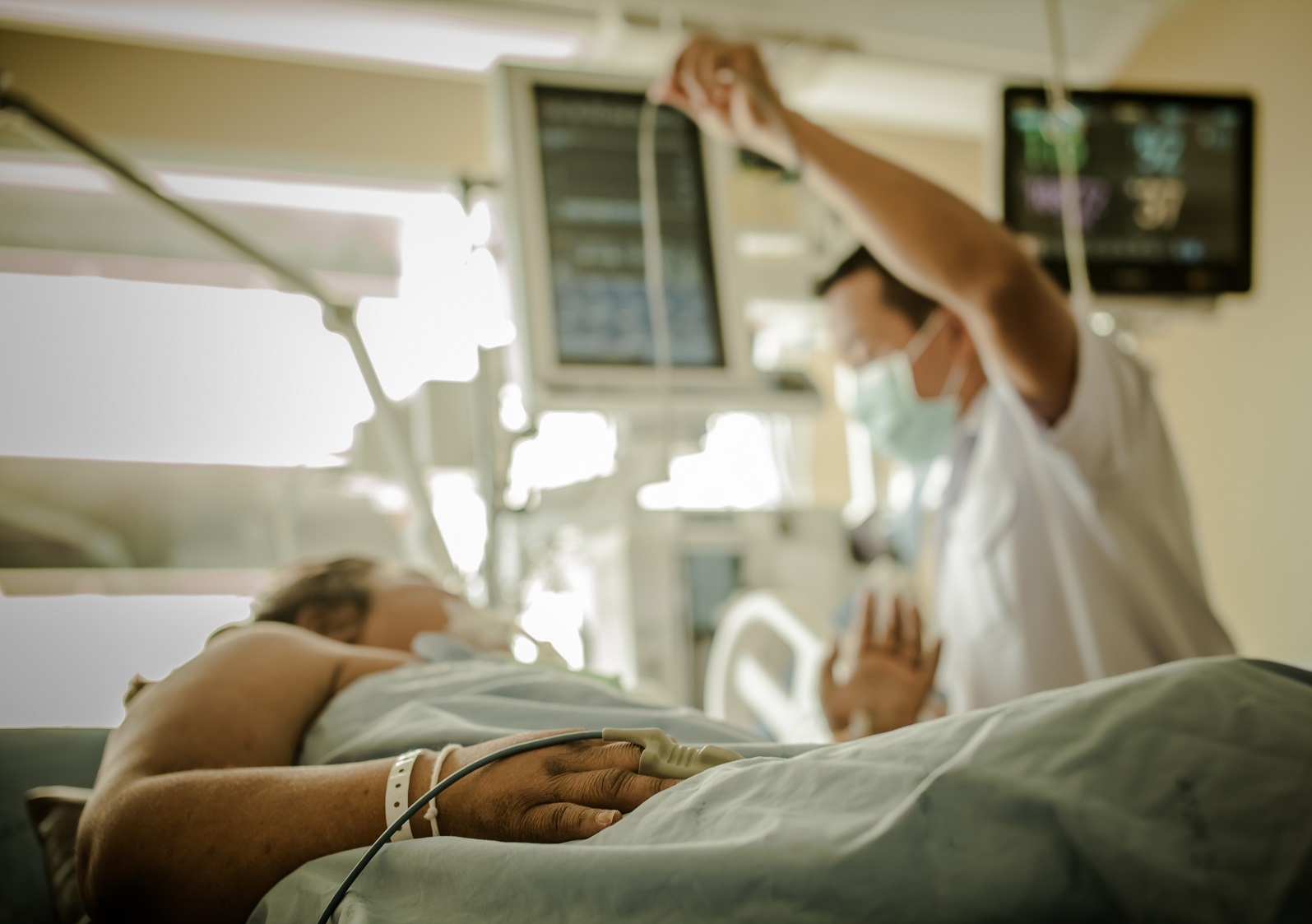 Hospitals should follow three simple steps to better care for patients and avoid litigation. Photo: Shutterstock