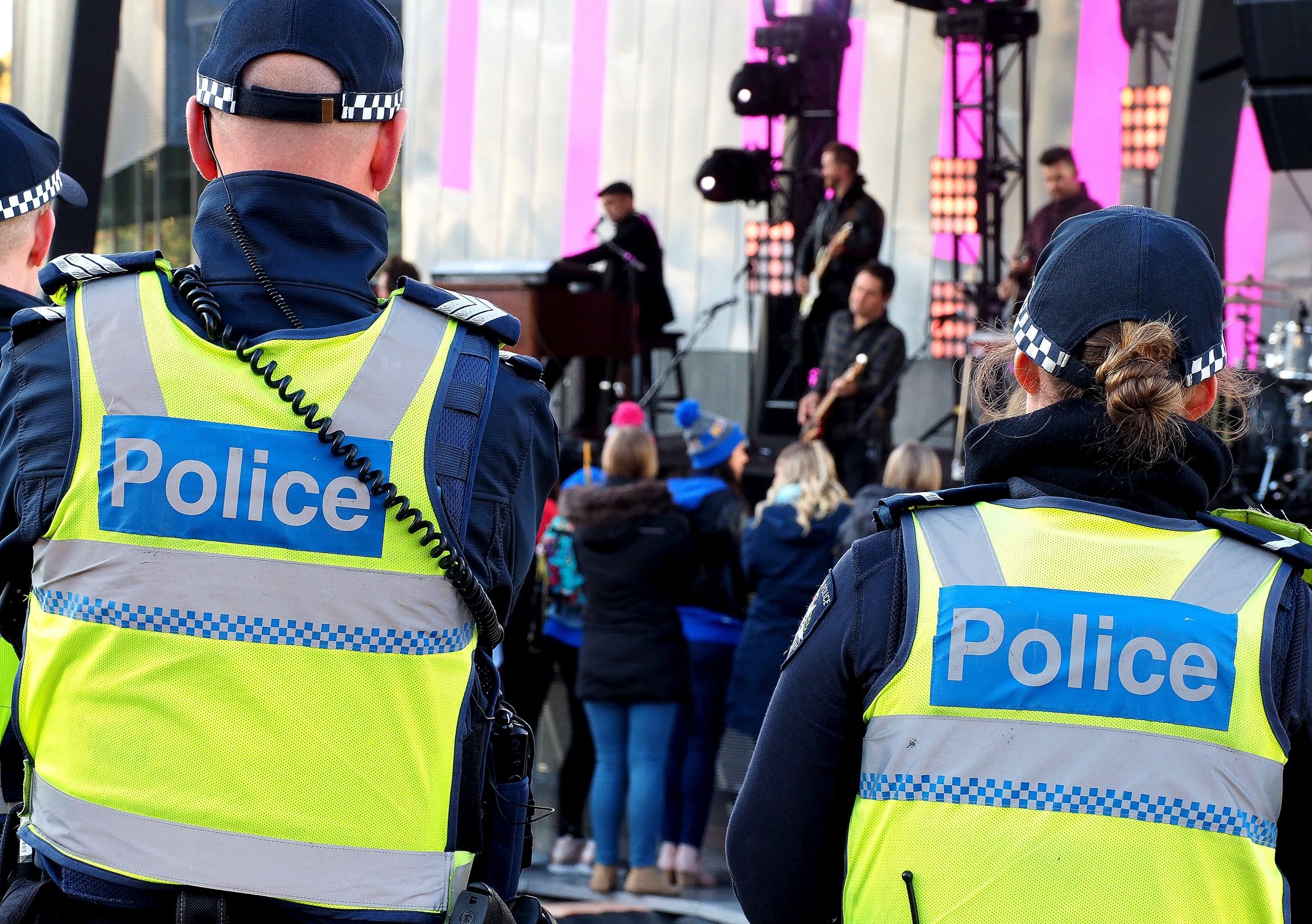 Two UNSW Law researchers say the instruction that police provide for conducting strip searches is seriously inadequate.