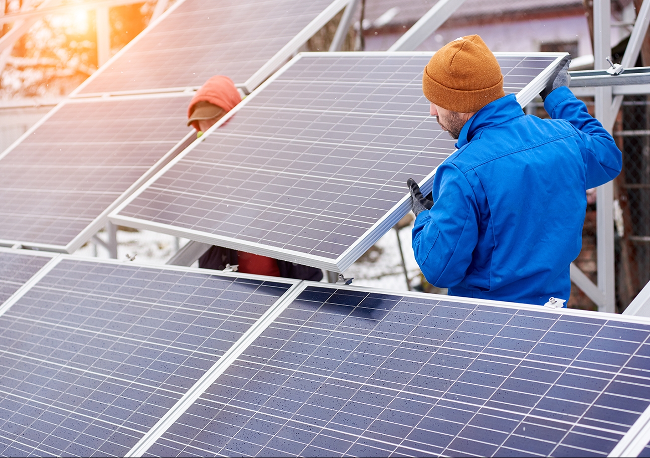 According to a Roy Morgan report, solar energy systems on households have more than doubled since 2018 – now at nearly a third of all households. Photo: Shutterstock