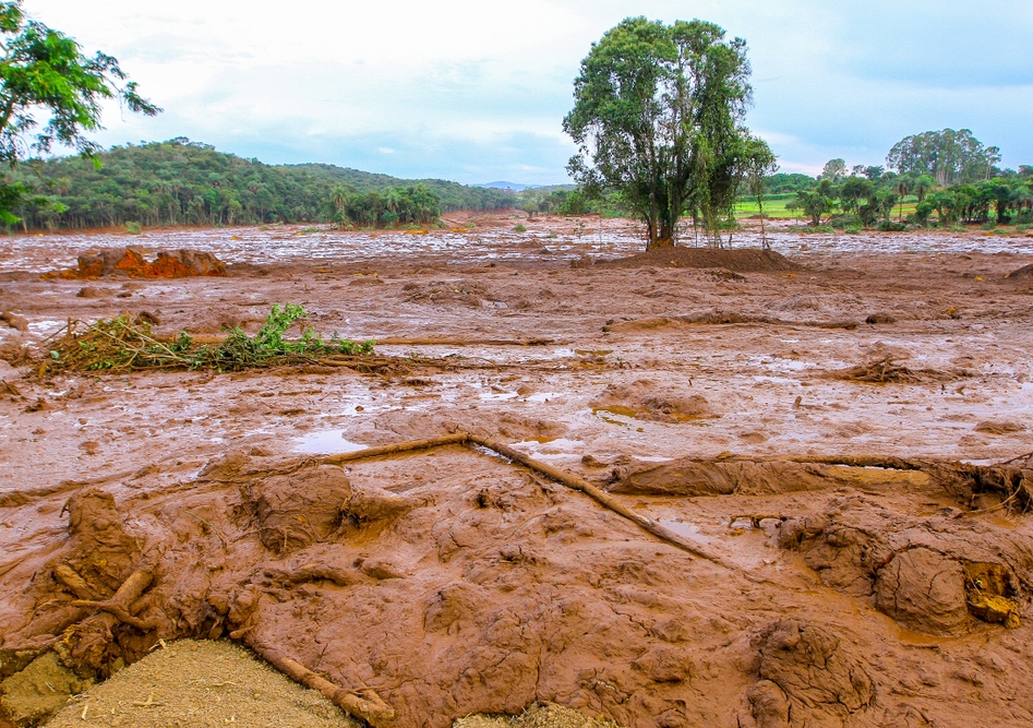 Australia’s budget bottom line has been assisted by the price of iron ore, which spiked in 2019 as a result of the tailings dam spill disaster near the town of Brumadinho, Brazil, in January. Image from Shutterstock