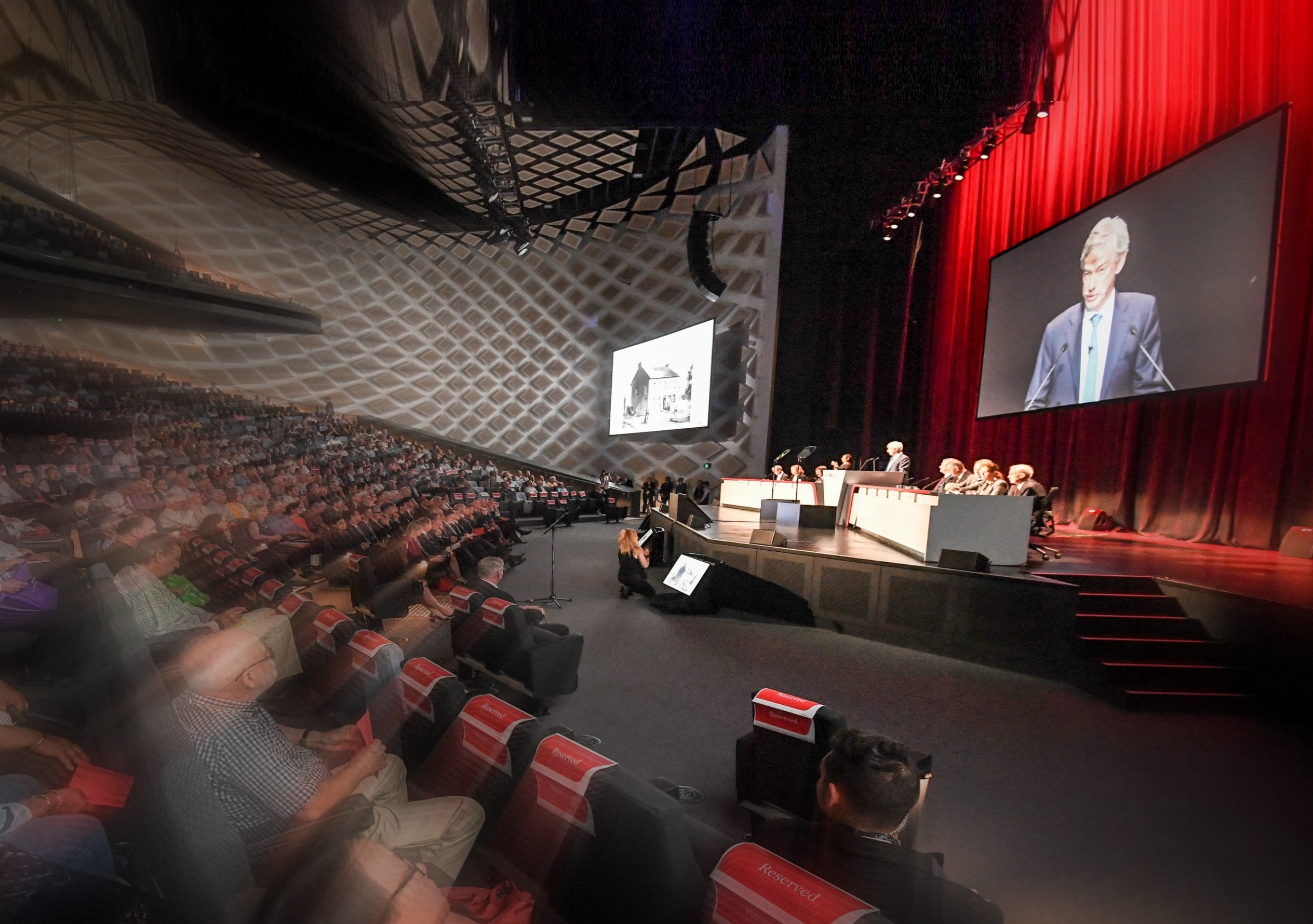 Westpac’s 2017 AGM. The questions at this one will be tougher. Shareholders will wade through a financial report 154 pages long. Photo: Peter Rae/AAP